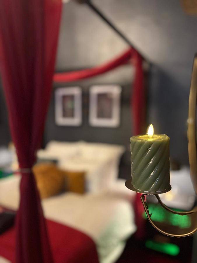 Gîte pour 2 personnes, avec sauna ainsi que terrasse et jacuzzi à Tours - 2