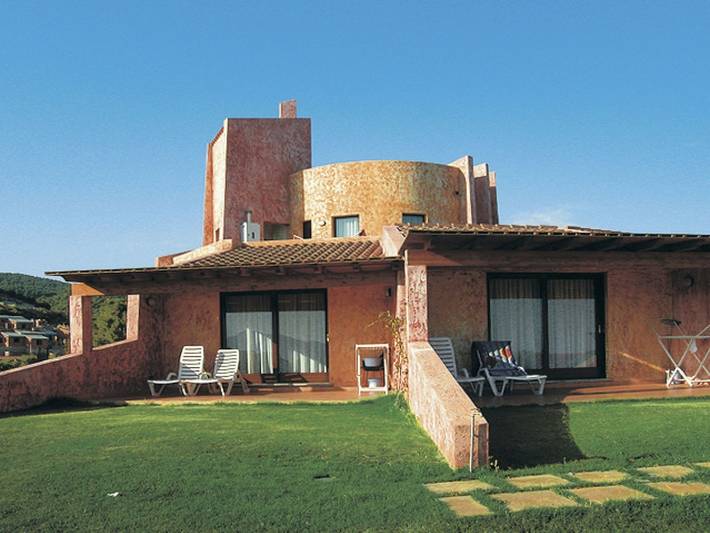 Appartamento per 2 persone, con terrazza e piscina in Villaputzu