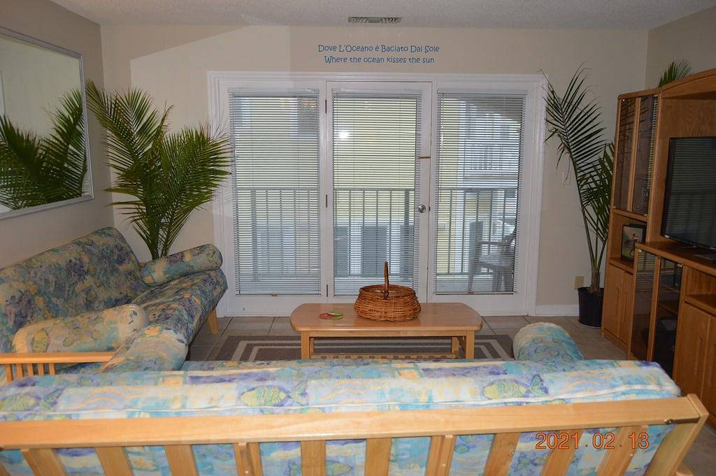 Villa Capriani Resort Ocean Front #2- King Suitetwo in North Topsail Beach, Topsail Island