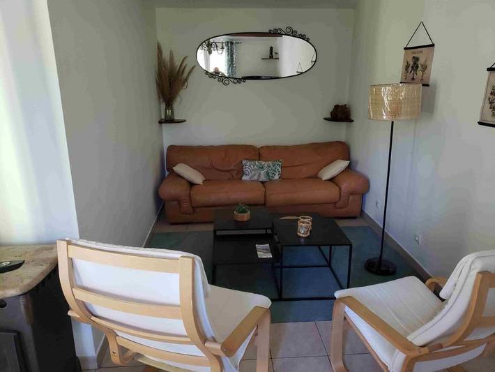 Location de vacances pour 2 personnes, avec jardin et vue à Jouques - 4