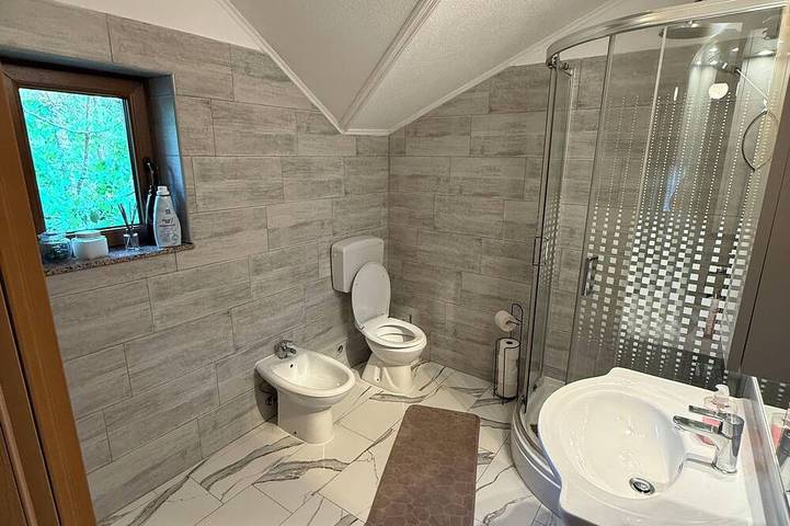 “Family villa with jacuzzi, terrace & mountain view – Vržici, Senj” in Kvarner Bucht