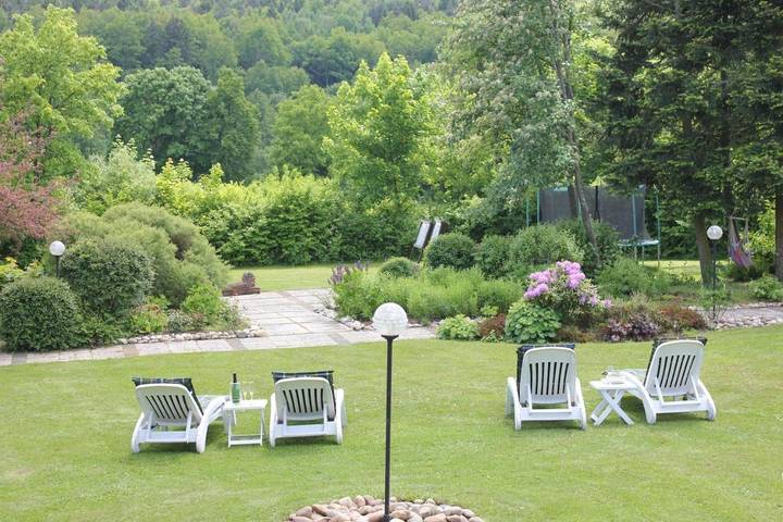 Hotel für 4 Personen, mit Balkon und Terrasse sowie Garten und Pool