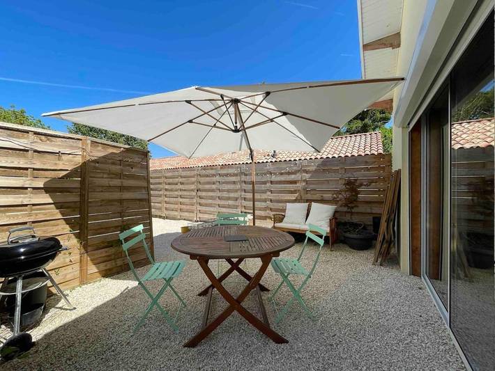 Location de vacances pour 4 personnes, avec jardin, animaux acceptés à Beychac-et-Caillau