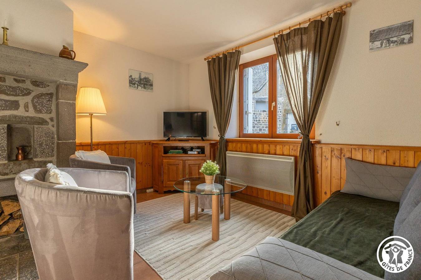 Gîte pour 4 Personnes dans Besse-et-Saint-Anastaise, Région de Besse-et-Saint-Anastaise