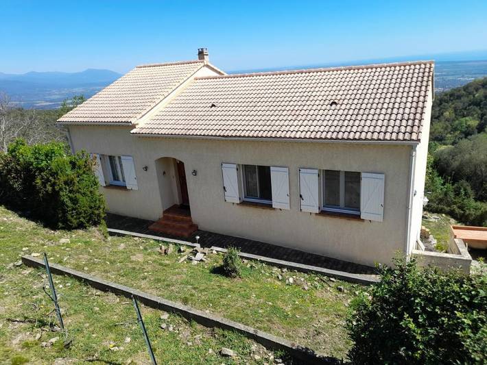 Location de vacances pour 6 personnes, avec terrasse et vue, animaux acceptés à Serra-di-Fiumorbo - 3