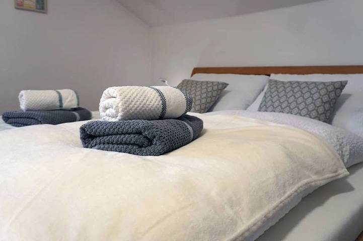 Ferienwohnung für 10 Personen, mit Garten und Balkon in der Oststeiermark