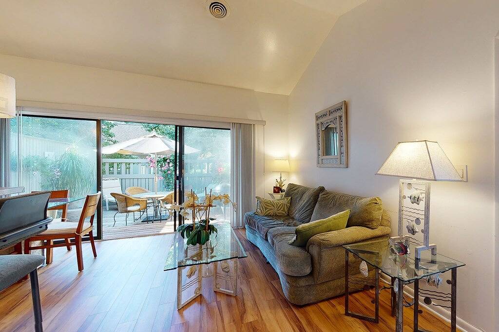 Ganze Wohnung, Sea Colony Tennis 1st floor condo w/ basketball court, free Wifi, and pool in Sea Colony, Middlesex Beach