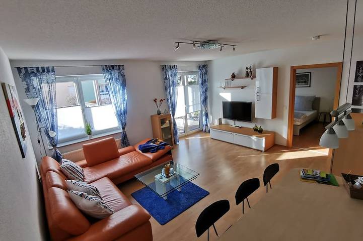 Ferienwohnung für 2 Personen, mit Terrasse und Garten in Steißlingen