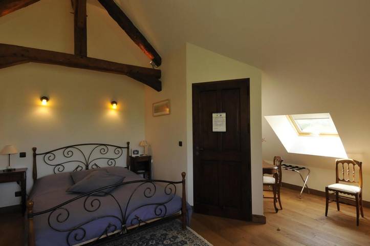 Maison d’hôte pour 2 personnes, avec Jacuzzi et Terrasse ainsi que Jardin et Piscine en Savoie - 2