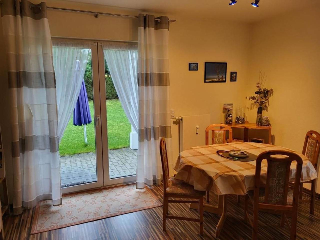 Ganze Ferienwohnung, Fewo Treibholz Nienhagen - Fewo Treibholz Nienhagen in Ostseebad Nienhagen, Nienhagen