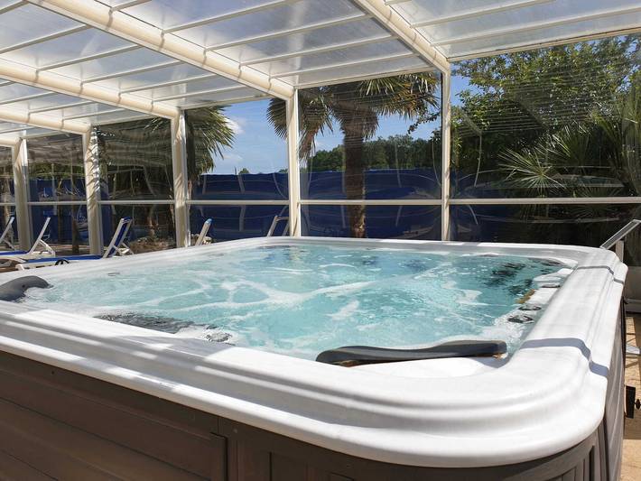 Maison de vacances pour 8 personnes, avec piscine et terrasse, animaux acceptés