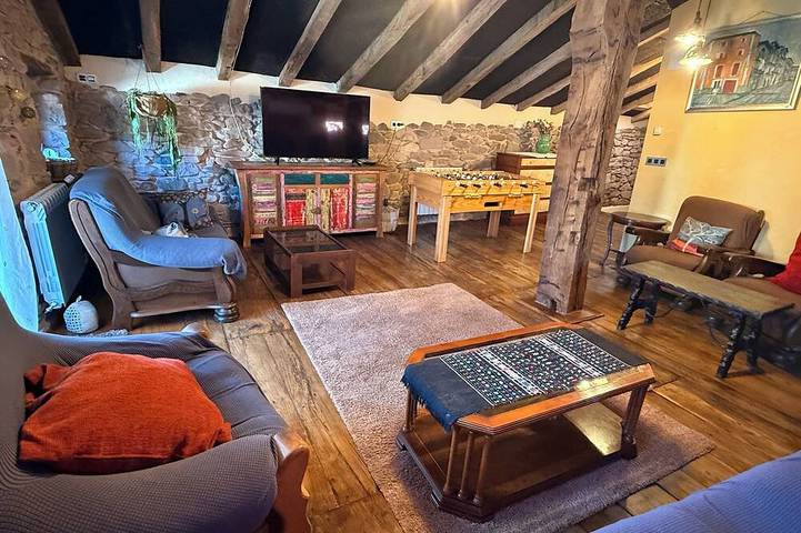 Casa rural para 10 personas, con jardín - 1