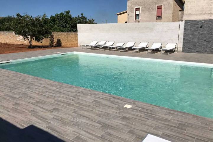 Villa per 11 persone, con idromassaggio e giardino, con animali domestici - 1
