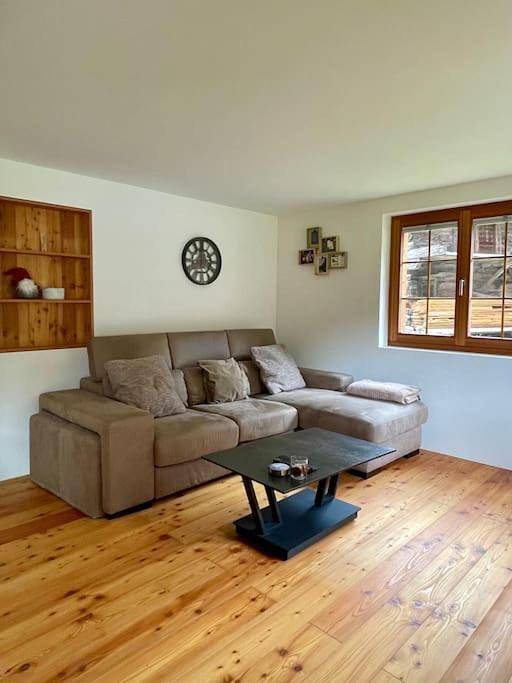 Gîte pour 4 personnes, avec jardin et terrasse dans Les Haudères - 4