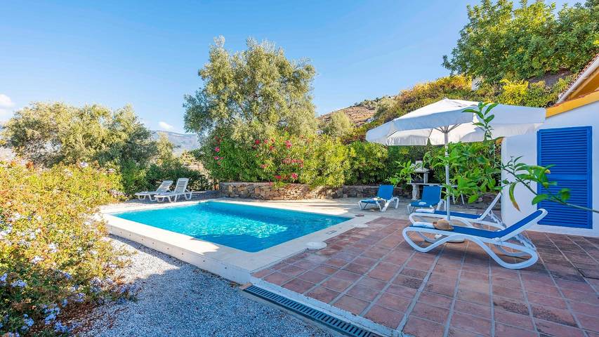 Casa rural para 4 personas, con piscina y balcón/terraza en Sayalonga - 2