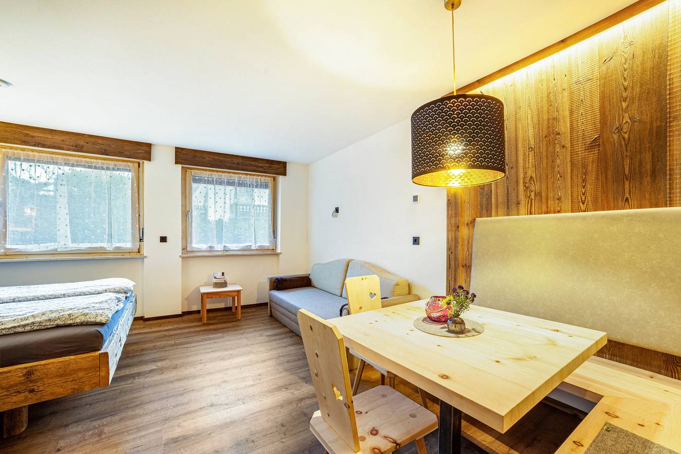 Ganzes Studio, Studio 'Kuppelwies 363' mit Bergblick, privater Terrasse und Wi-Fi in Kuppelwies, Ulten