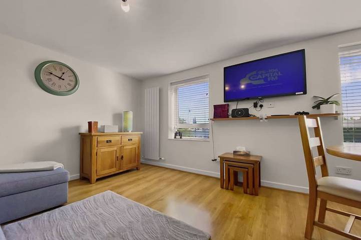 Ganze Wohnung, Waterfront Quay - Apartment mit 2 Schlafzimmern und Hafenblick für 4 Personen (+2) in Gosport, Hampshire
