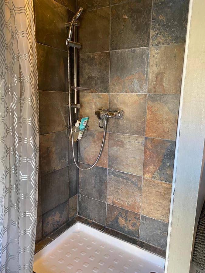 Maison d’hôte pour 6 personnes, avec piscine et terrasse, adapté aux familles dans le Puy-de-Dôme - 3