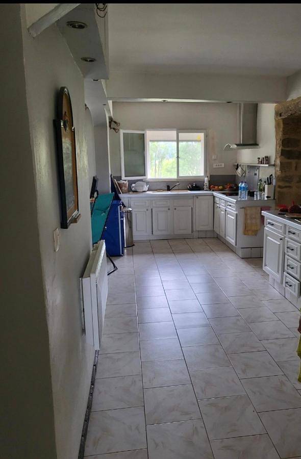 Location de vacances pour 6 personnes, avec piscine ainsi que balcon et vue à Saint-Paulet - 2