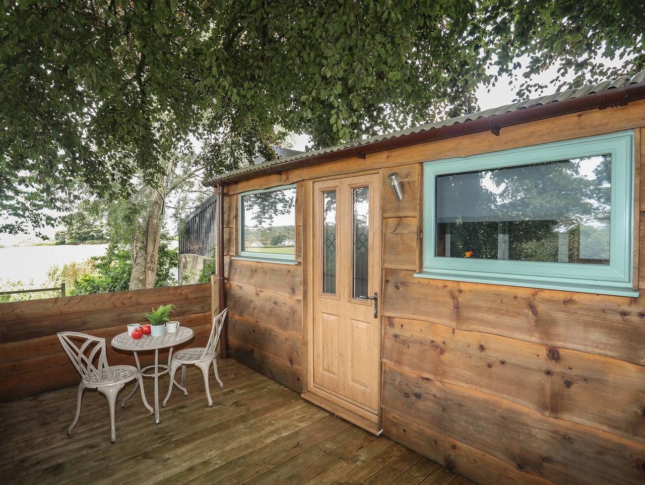 Fron Goch Shepherd's Hut in Red Wharf Bay, Isle of Anglesey