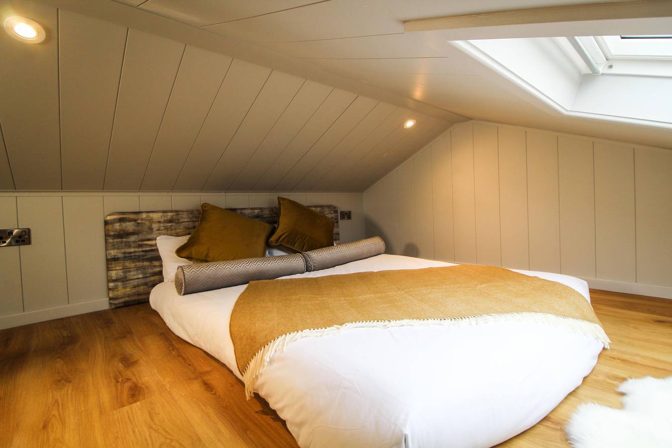 Lodge für 6 Personen mit Whirlpool in Powys