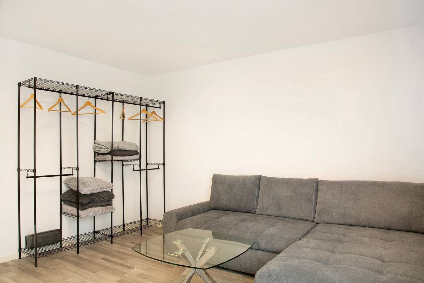 Ganze Wohnung, Ferienwohnung 'Modern Apartments Neuburg 6' mit Parkplatz, Balkon und Wi-Fi in Neuburg an der Donau, Romantische Straße