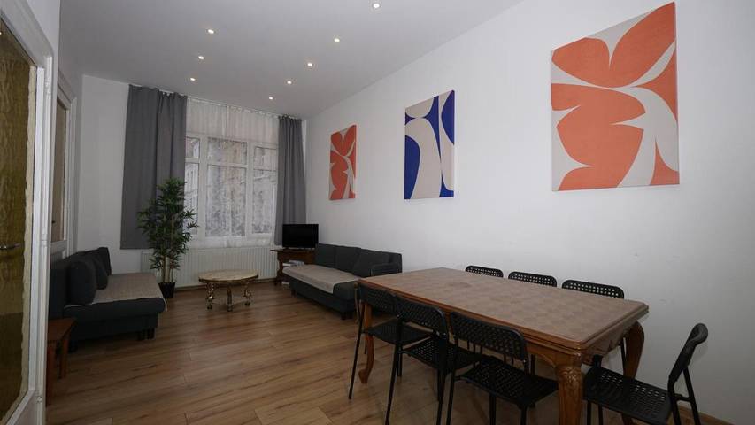 Vakantiehuis voor 13 personen, met terras en uitzicht in Antwerpen