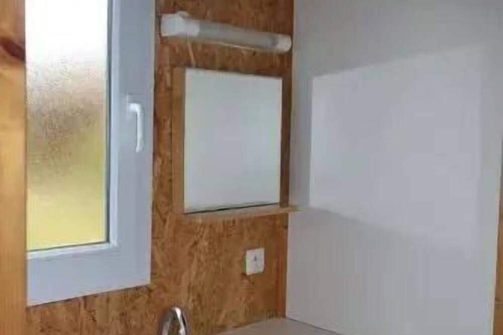 Chalet Standard 3 Pièces 4/6 Personnes in Longeau-Percey, Haute-Marne