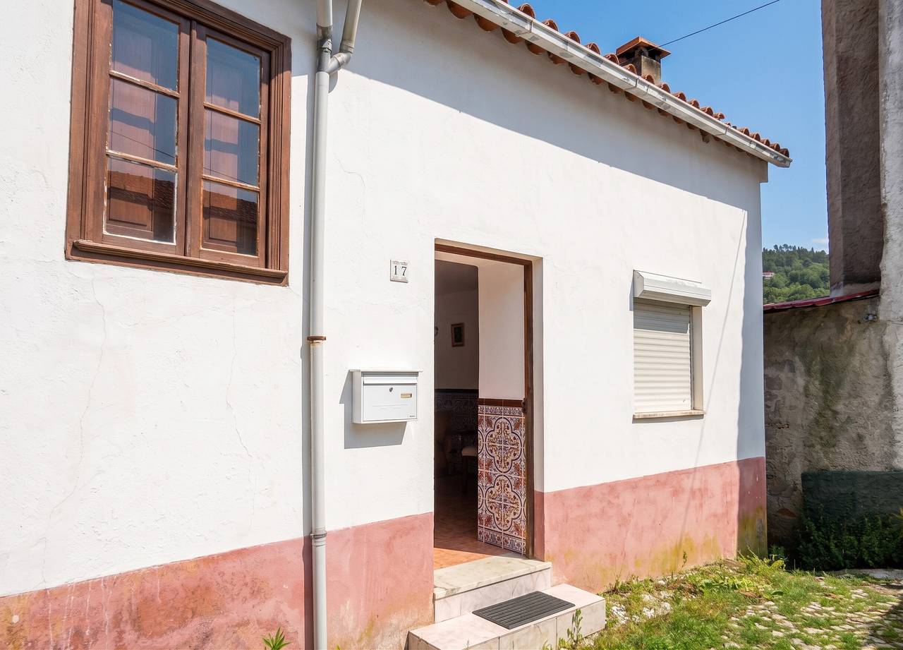 Charmant huis in Miranda do Corvo, foto 8