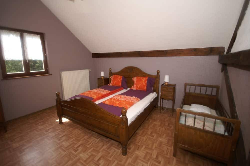 Waldrefugium in den Vogesen in Hanviller, Saargemünd