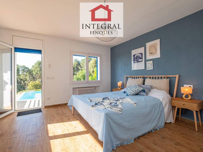 Location de vacances pour 9 personnes, avec jardin à Vall-llobrega - 4