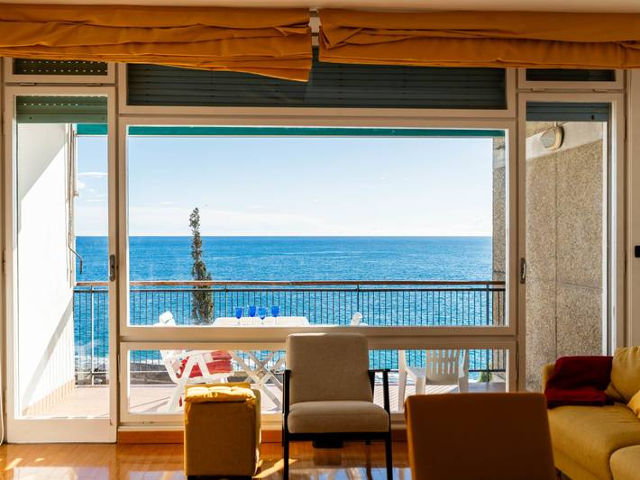 Casa vacanza per 8 persone, con balcone a Sanremo