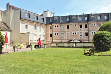 Hôtel pour 2 personnes, avec jardin à Sens