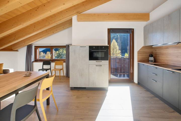 Appartamento intero, Appartamento '6' con Vista Montagna, Giardino in Comune e Wi-Fi in Isolaccia, Valdidentro