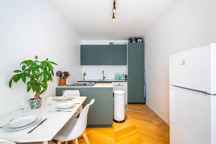 Gîte pour 2 personnes, adapté aux familles dans Gare De L Est