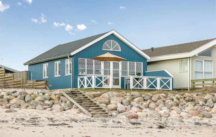 Feriehus for 4 personer, med terrasse - 1