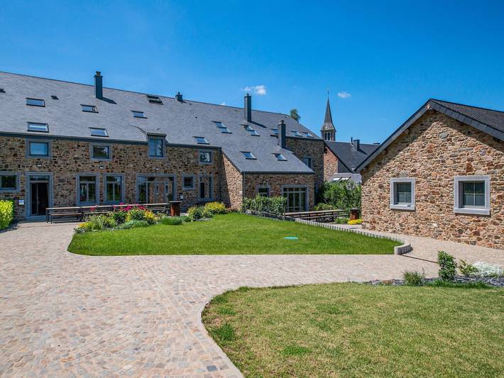 Spacious holiday home in Bourseigne-Neuve with barbeque in Gedinne, Region Namur