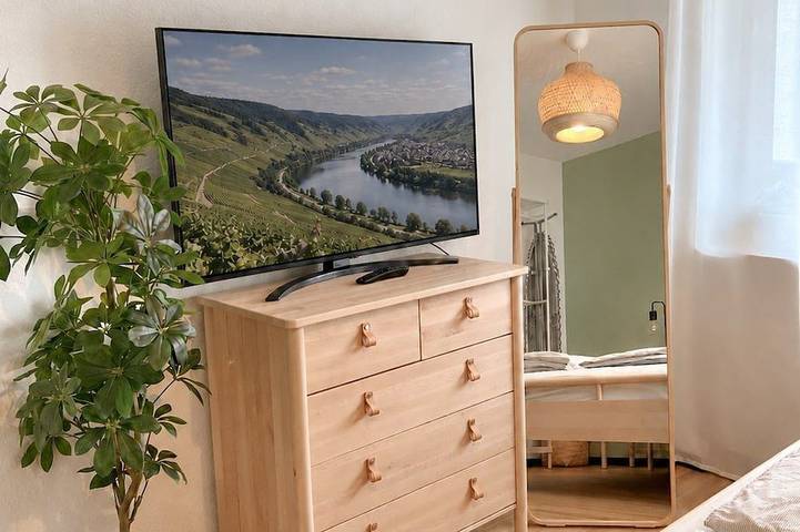 Ganze Wohnung, Jupas° Boho Home – Balkon, Parkplatz & Spielplatz in Trier, Moseleifel