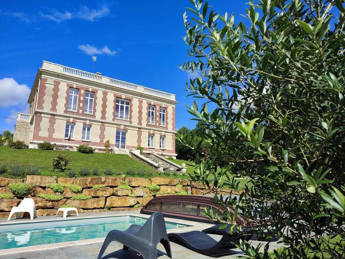 Chambre d’hôte pour 2 personnes, avec Terrasse ainsi que Jardin et Piscine