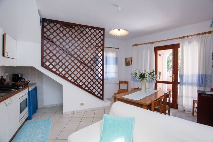 Maison de vacances "mirtagru casa Della Sughereta" avec vue mer, terrasse et Wi-Fi in Agrustos, Budoni