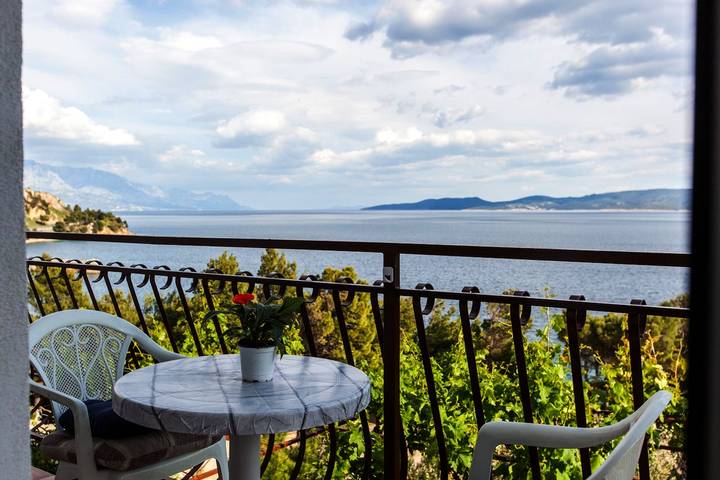 Apartament wakacyjny dla 4 osób, z balkon/ taras w Lokva Rogoznica