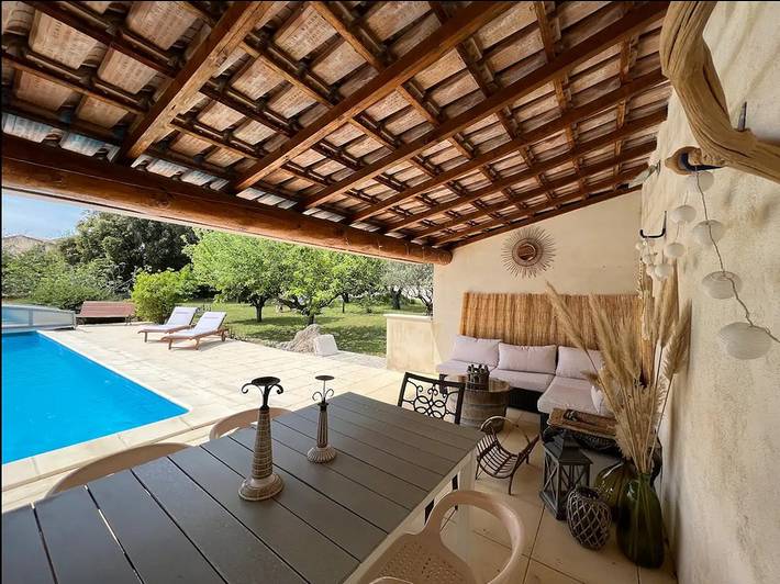 Casa de huéspedes para 2 personas, con vistas y piscina además de terraza y jardín - 1