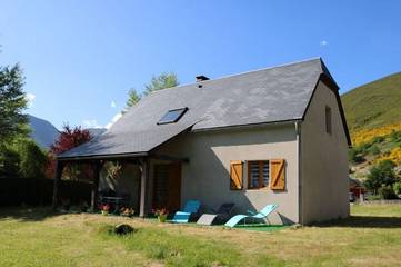 Location de vacances pour 6 personnes, avec jardin, animaux acceptés à Pailhac