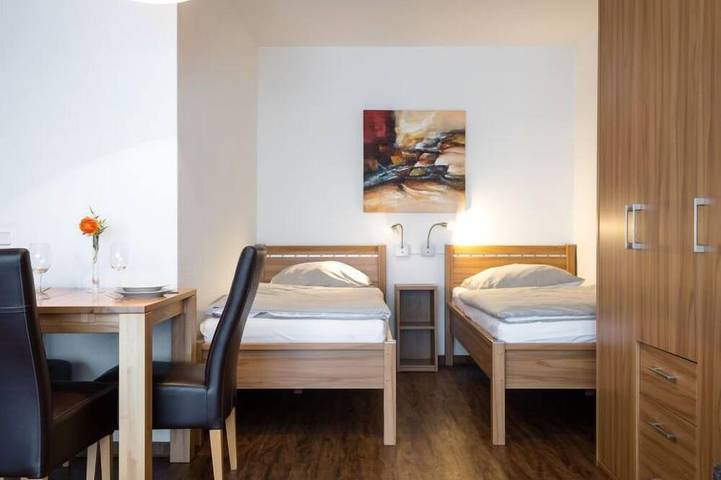 Ferienwohnung für 3 Personen, mit Pool und Balkon in Lahnstein - 2