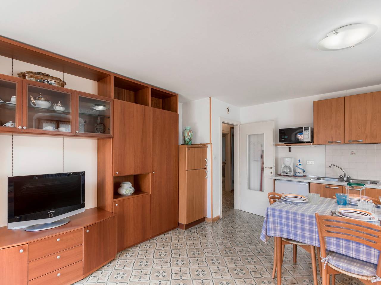 Ganze Wohnung, Direkt am Gardasee – Apartment Corte Faliva in Brenzone, Gardasee-Berge