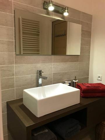 Gîte pour 2 personnes, avec vue ainsi que jardin et piscine dans Golf Bluegreen Sainte-Maxime