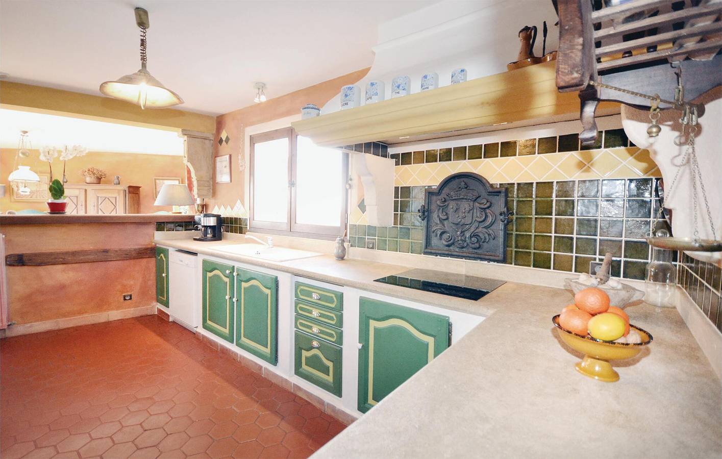 Appartement moderne de 175m2 avec piscine, parking, lave-linge à Le Beaucet in Venasque, Parc naturel régional du Mont-Ventoux
