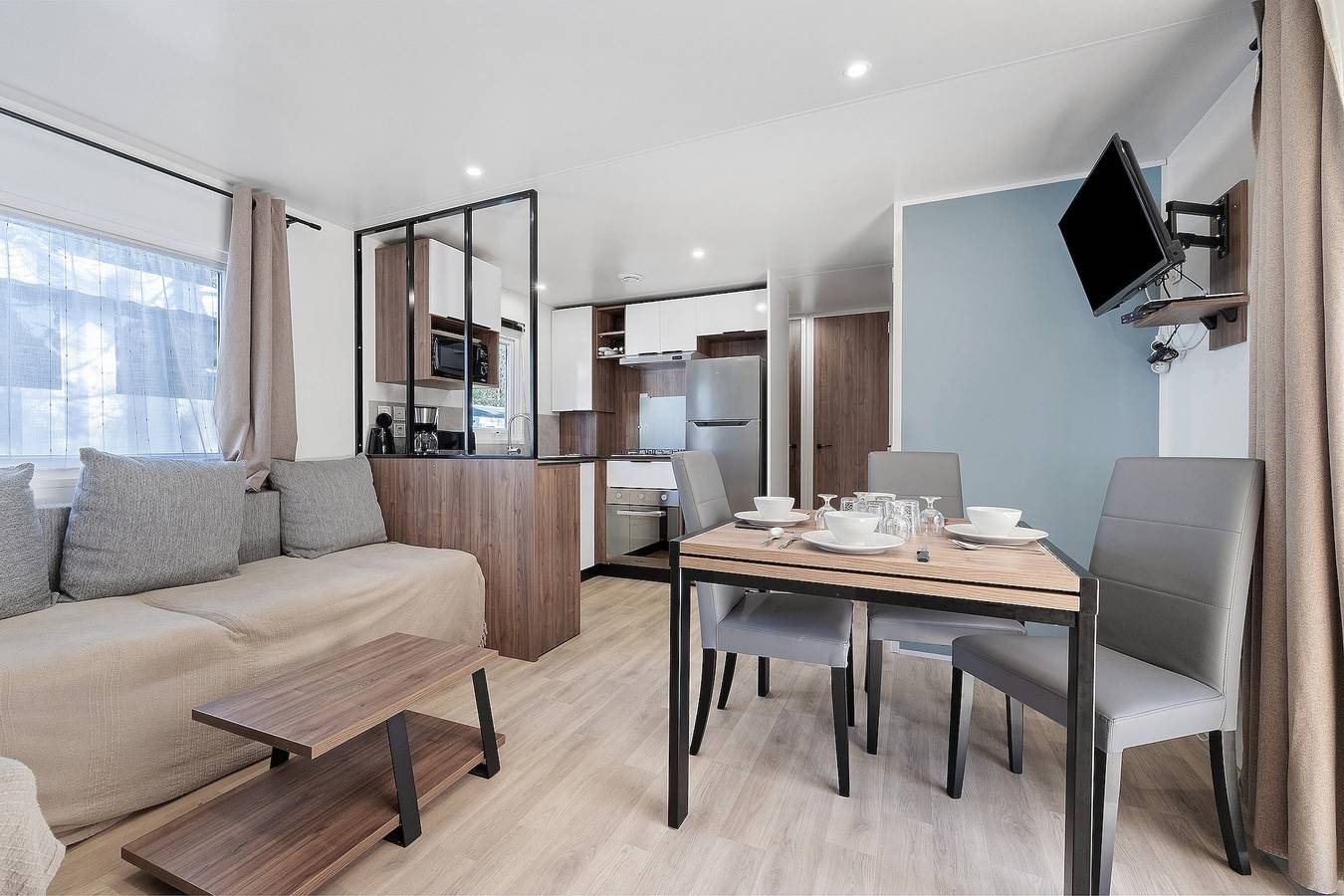 Mobile Home for 6 People – Camping Bois Dormant, Saint Jean de Monts in Saint-Jean-de-Monts, Vendée