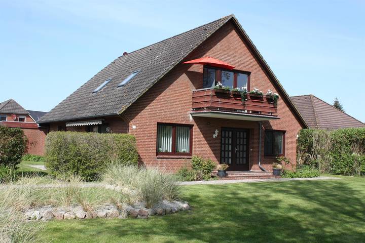 Ferienwohnung für 6 Personen, mit Terrasse und Ausblick sowie Garten in Vollerwiek - 2