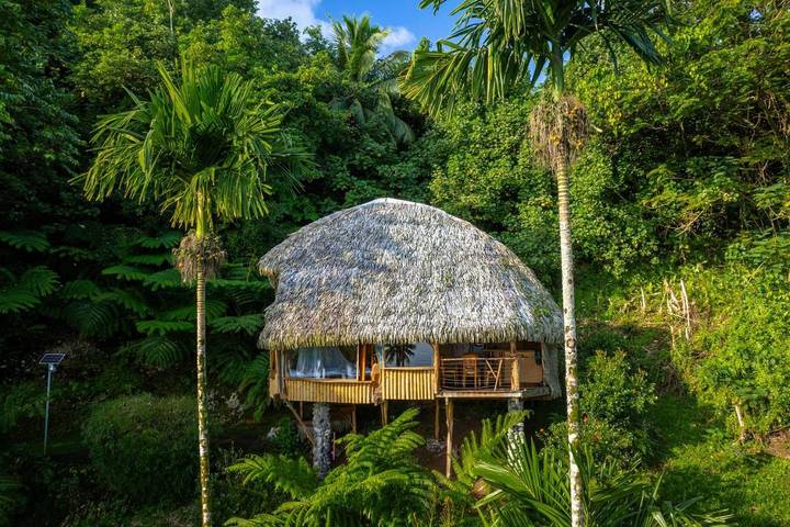 Casa de huéspuedes para 2 personas, con jardín además de jacuzzi y piscina - 1